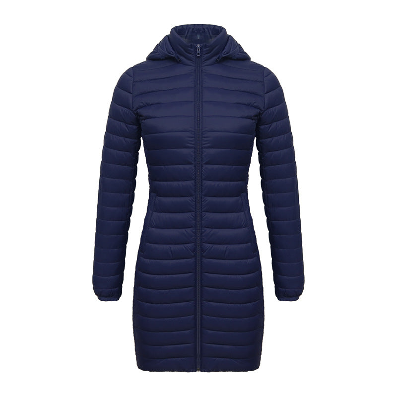 Giacca donna leggera in cotone imbottito, taglio slim e lunghezza media, marca Valstrend Shop, colore blu.