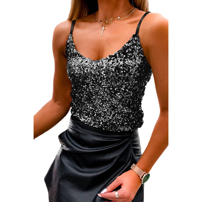 Gilet a tracolla con paillettes trendy e unico per donna, vestibilità moderna, in tessuto brillante e colorato.