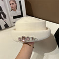 Berretto donna in lana con strass Valstrend, stile elegante con dettagli scintillanti e tessuto caldo e morbido.