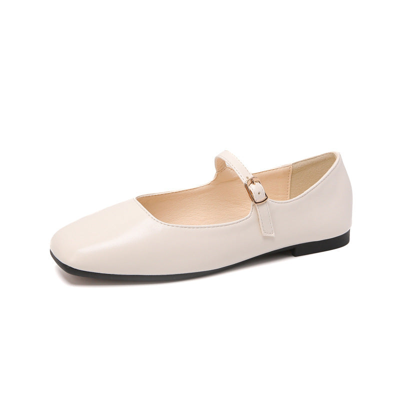 Décolleté donna in stile francese Valstrend, scarpe flat con fondo piatto e design elegante, perfette per un look sofisticato.