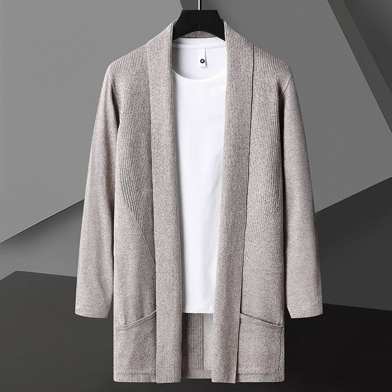 Maglione cardigan da uomo Valstrend shop con chiusura a bottoni e collo a V, in tessuto morbido e confortevole.