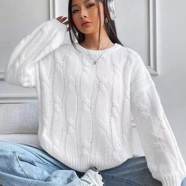 Top casual da donna Valstrend, maglia leggera e comoda con maniche a tre quarti e scollo rotondo, in tessuto morbido.
