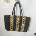 Grande borsa a tracolla in paglia intrecciata Valstrend, spaziosa e casual, perfetta per shopping e uso quotidiano.
