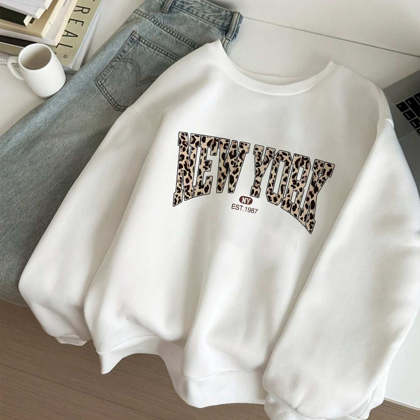 Women's Casual Loose Leopard Print "New York" Letter Sweatshirt, Polyester, Round Neck, Regular Length, Long Sleeves, Fall/Winter Fashion Pullover Hoodie