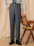 Pantaloni uomo casual in tessuto con vita alta regolabile e fibbia, stile dritto e comodo, marca Valstrend shop.