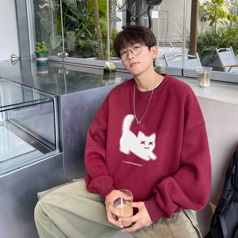 Maglione casual retrò da uomo Valstrend, girocollo largo e morbido, in tessuto confortevole, vista frontale del maglione.