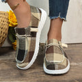 Scarpe da ginnastica piatte in tela con motivo a quadri di Valstrend, comode e eleganti, ideali per un look casual e alla moda.