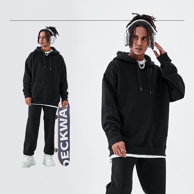 Maglione con cappuccio spesso Valstrend shop, interno in pile solido, stile casual e caldo, in colore uniforme.