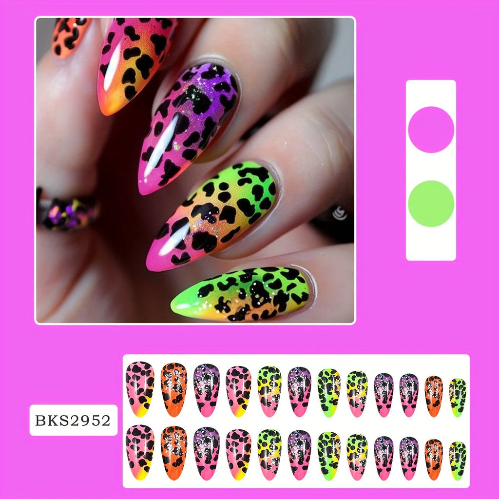 Set di unghie finte Valstrend con 24 smalti press-on a mandorla con stampa leopardata degradé e glitter, lunghezza media e lucida