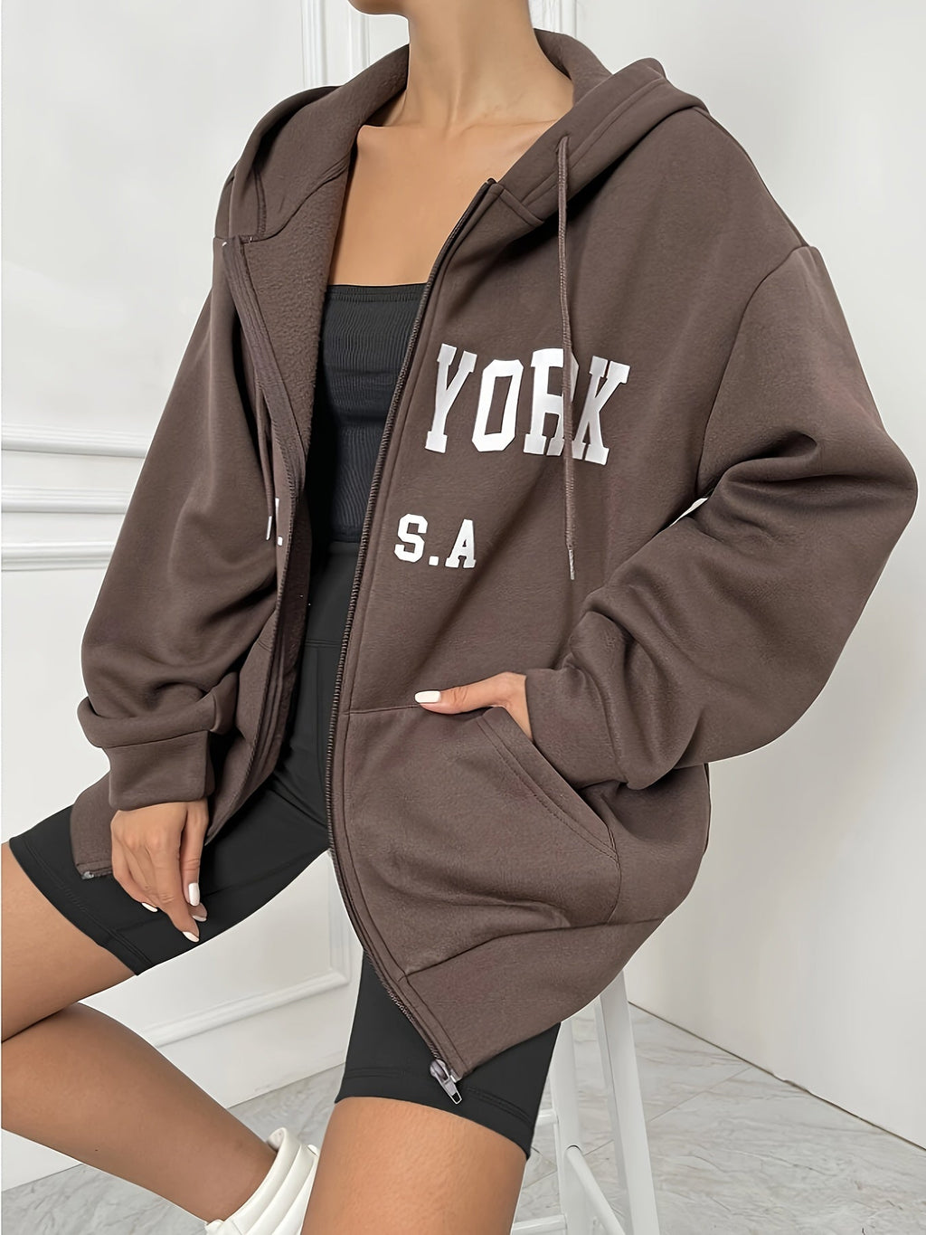 Felpa con cappuccio Valstrend, stampa lettera, zip, tasca frontale, maniche lunghe, stile casual per donna.