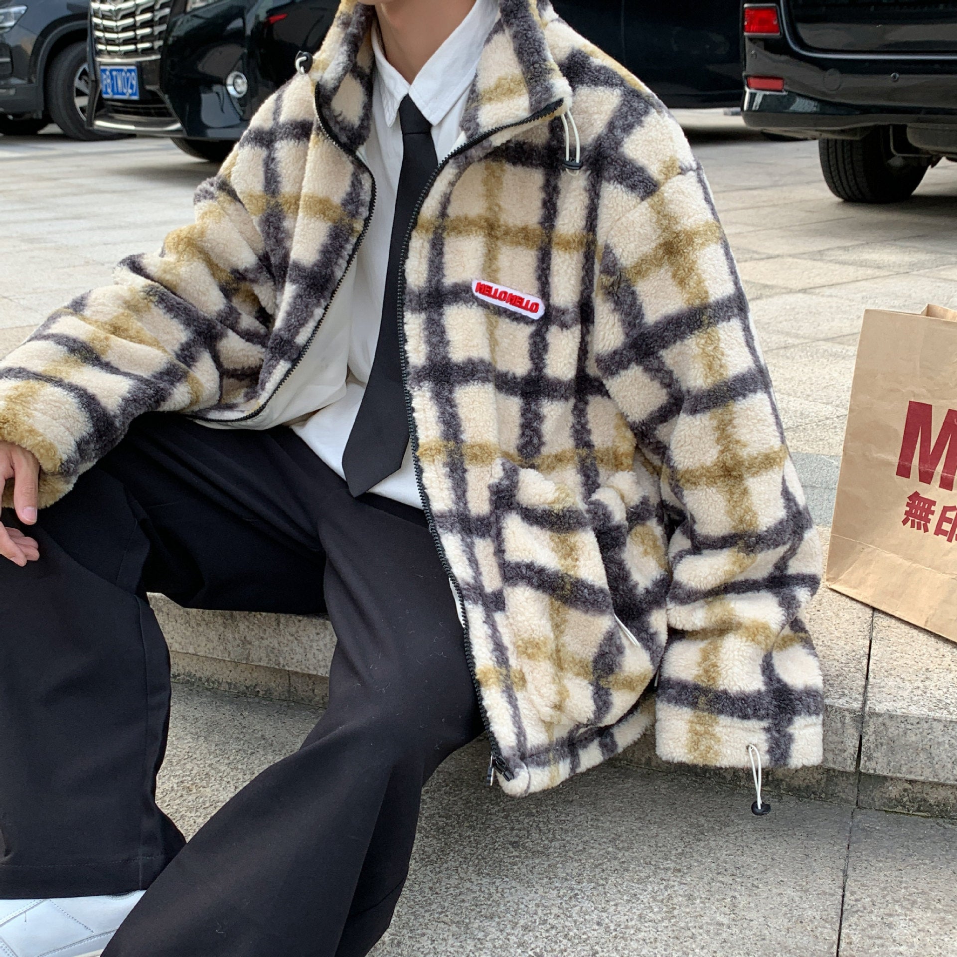 Giacca casual invernale stile Hong Kong da uomo, gialla a quadri, marca Valstrend, con cappuccio e tasche frontali.