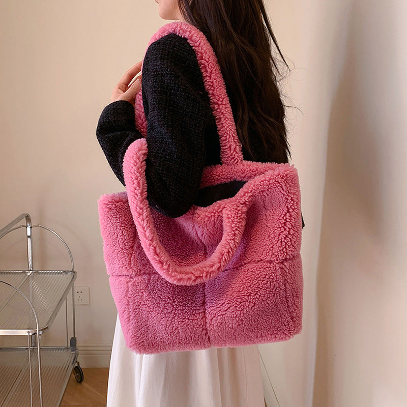 Borsa a tracolla Valstrend in lana di agnello con motivo a quadri, stile coreano, design elegante e pratico per ogni occasione.