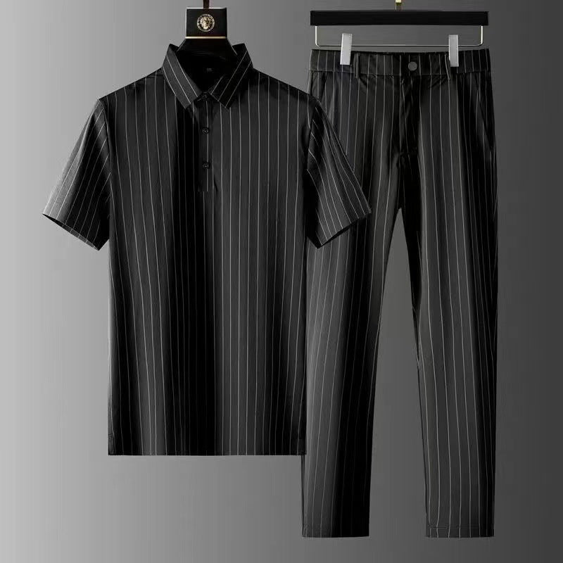 Completo da uomo Valstrend con pantaloni corti in seta ghiaccio a righe, casual, maniche corte e design elegante.