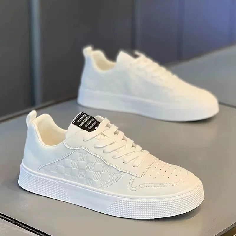 Scarpe casual da uomo Valstrend in pelle, stile elegante e comodo, con suola resistente e design moderno.