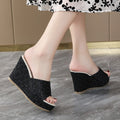 Ciabatte peep-toe europee e americane Valstrend con zeppa platform, scarpe comode e di tendenza per il relax e lo stile.