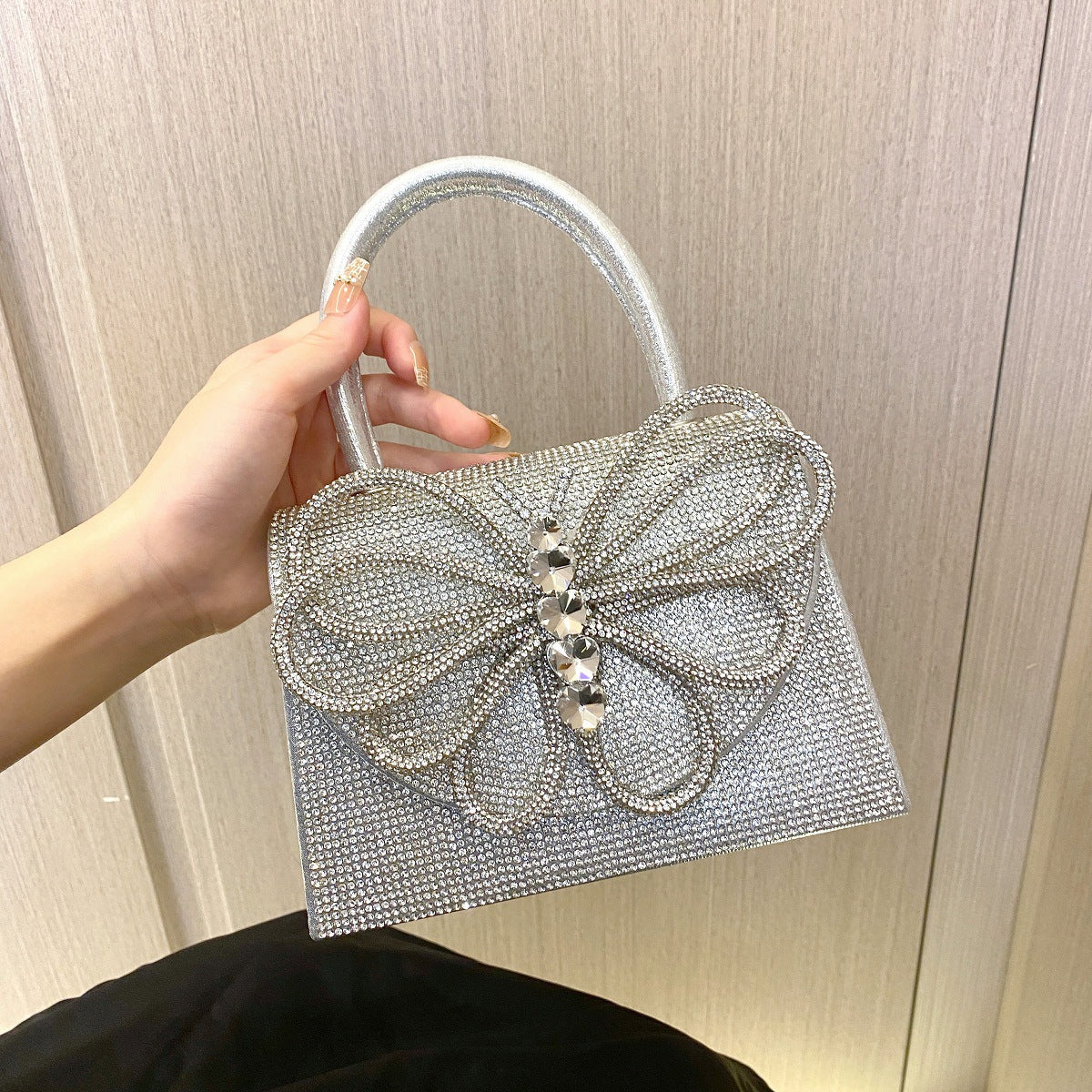 Borsa da sera femminile in strass Valstrend con dettagli scintillanti, elegante e compatta per occasioni speciali