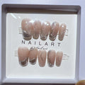 Unghie con smalto manicure artigianale Cat's Eye a gradiente, marca Valstrend, con effetto lucido e design elegante.