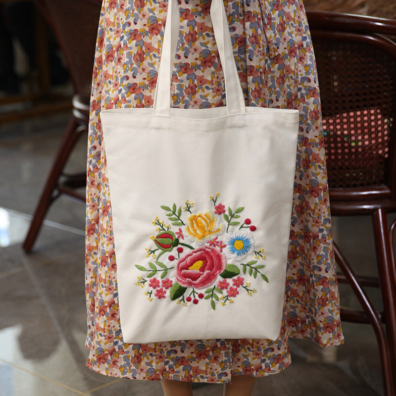 Borsa a tracolla in tela con ricamo fatto a mano, materiale DIY, stile artigianale, marca Valstrend Shop.
