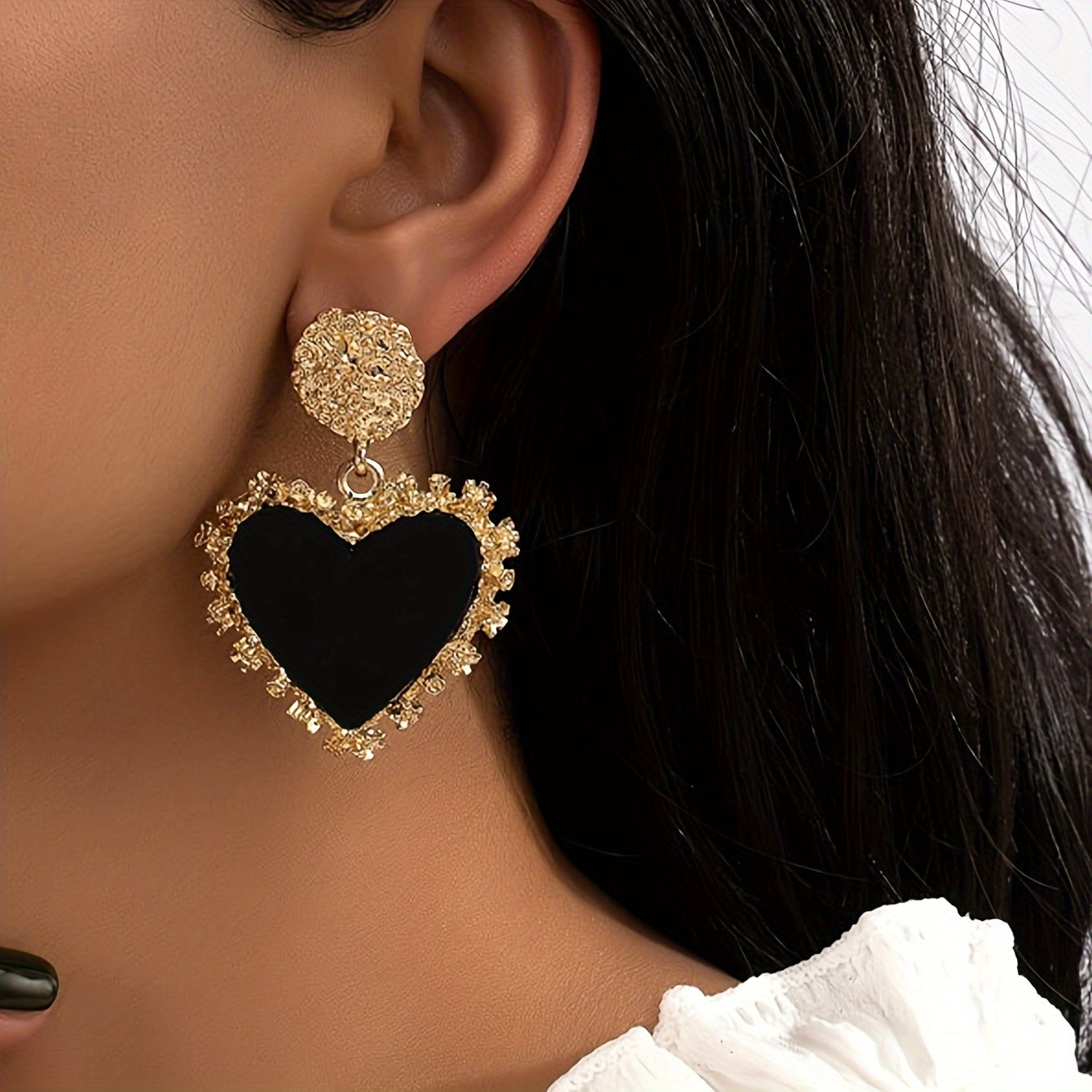 Orecchini pendenti con design a cuore colorato in lega di zinco, stile semplice ed elegante, perfetti come regalo di San Valentino.