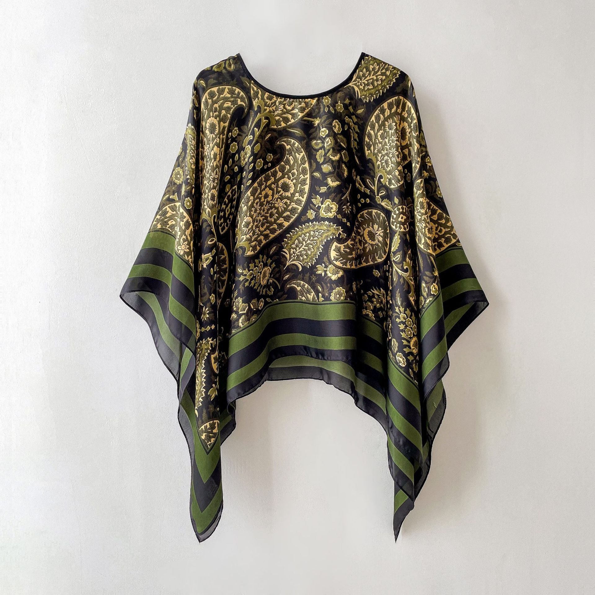 Sciarpa di seta artificiale Valstrend, scialle da donna leggero e protettivo, perfetto come foulard o pullover elegante.