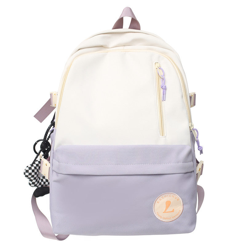 Zaino femminile semplice Valstrend con grande capacità, design essenziale e spazio per tutti gli oggetti quotidiani.