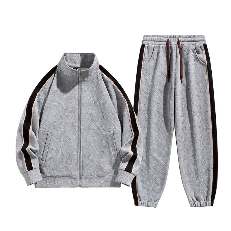 Giacca maglione jacquard Valstrend per uomo e giovane, stile sportivo e casual con dettagli a motivo jacquard, vista frontale.