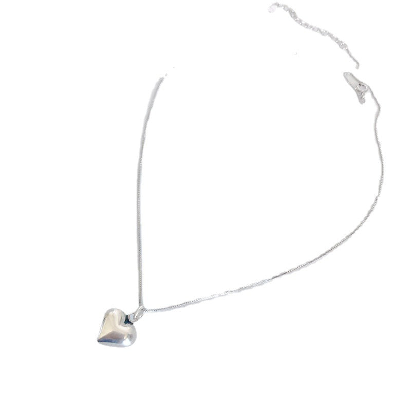 Pendente a cuore tridimensionale in argento Sterling S925 in stile retrò, con dettagli eleganti, marca Valstrend.