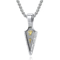 Collana Valstrend con pendente a forma di spirito Horus Eye Anka in acciaio inossidabile, dettagli artistici e design elegante.