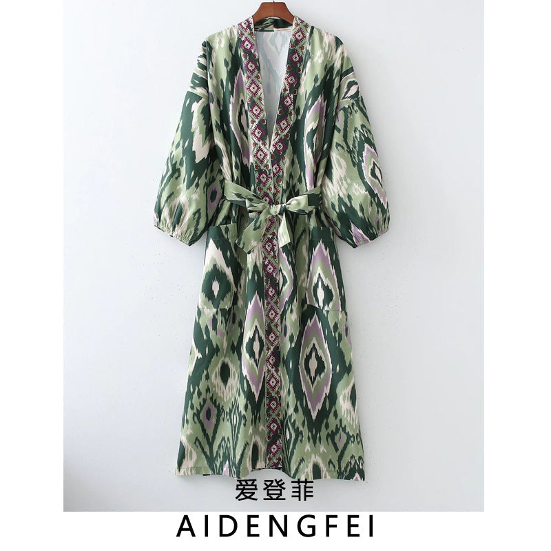 Cappotto oversize Bubble a maniche lunghe di Valstrend, vestibilità ampia e comoda, in tessuto morbido e leggera trapuntatura
