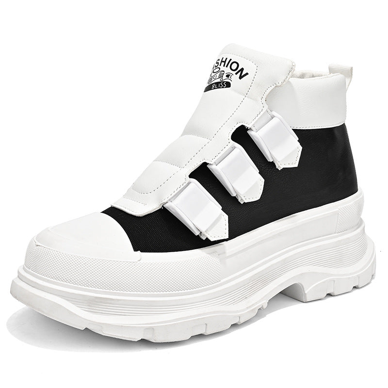 Scarpe sportive casual da uomo Valstrend con suola platform trendy, design sportivo e stile casual, vista frontale delle sneakers.