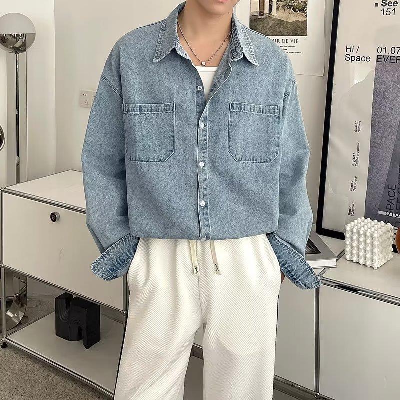 Giacca camicia in denim azzurro chiaro da uomo, abbigliamento da lavoro Valstrend, tessuto resistente e stile casual.