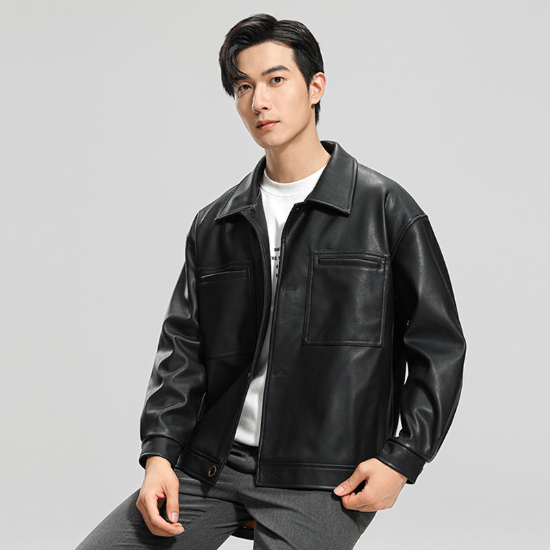 Giacca in pelle da uomo Valstrend, stile motociclista, con colletto a revers, look giovane e alla moda.