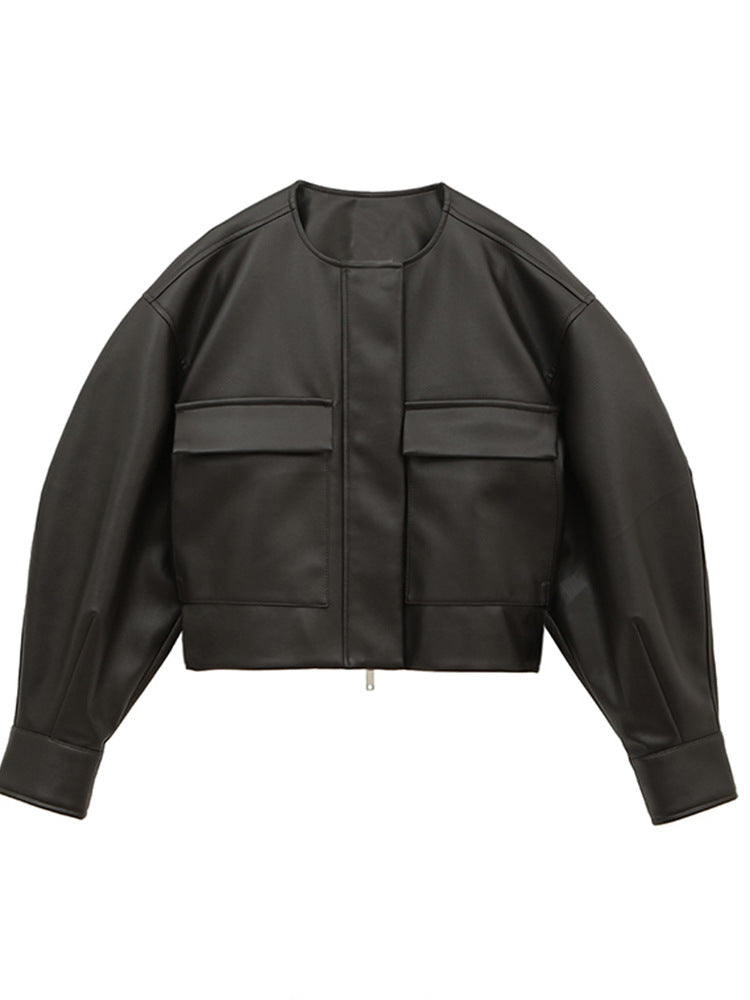 Cappotto corto in pelle stile britannico per donna, in pelle nera con dettagli eleganti, marca Valstrend shop.