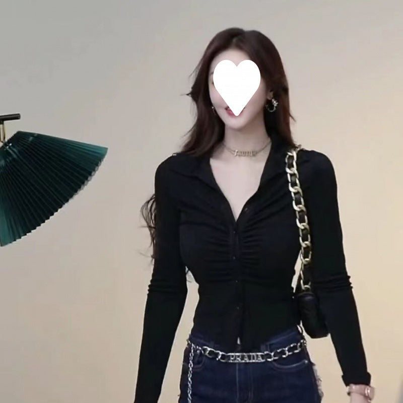 Camicia donna a maniche lunghe Valstrend, ideale per l'autunno, tessuto morbido e stile casual, visibile nella immagine.