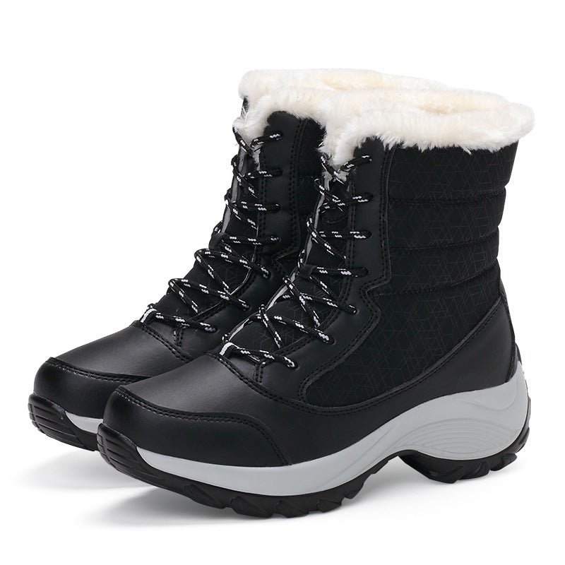 Scarpe alte da donna Valstrend con interno in pile, comode e calde, ideali per l'inverno e look casual.