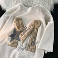 Maglietta a maniche corte con lettera flocking, coppia, di Valstrend, stile casual con stampa decorativa, vista frontale.