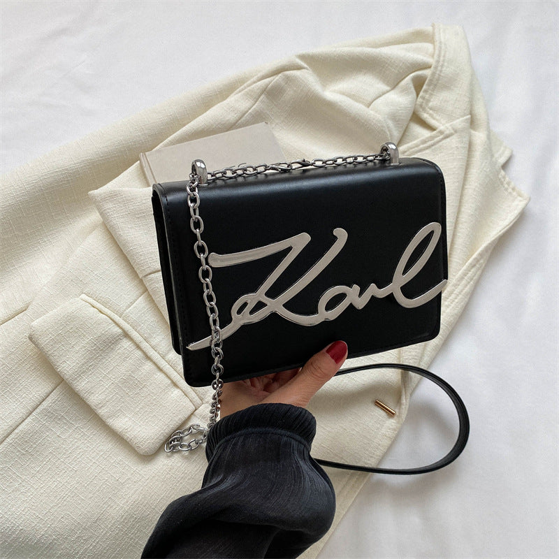 Borsa a tracolla casual da donna Valstrend, piccola e quadrata, in stile semplice e alla moda, ideale per un uso quotidiano.