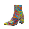 Stivaletti da donna Valstrend in vernice patentata colorata, con tacco spesso e punta a punta, stile Martin boots.