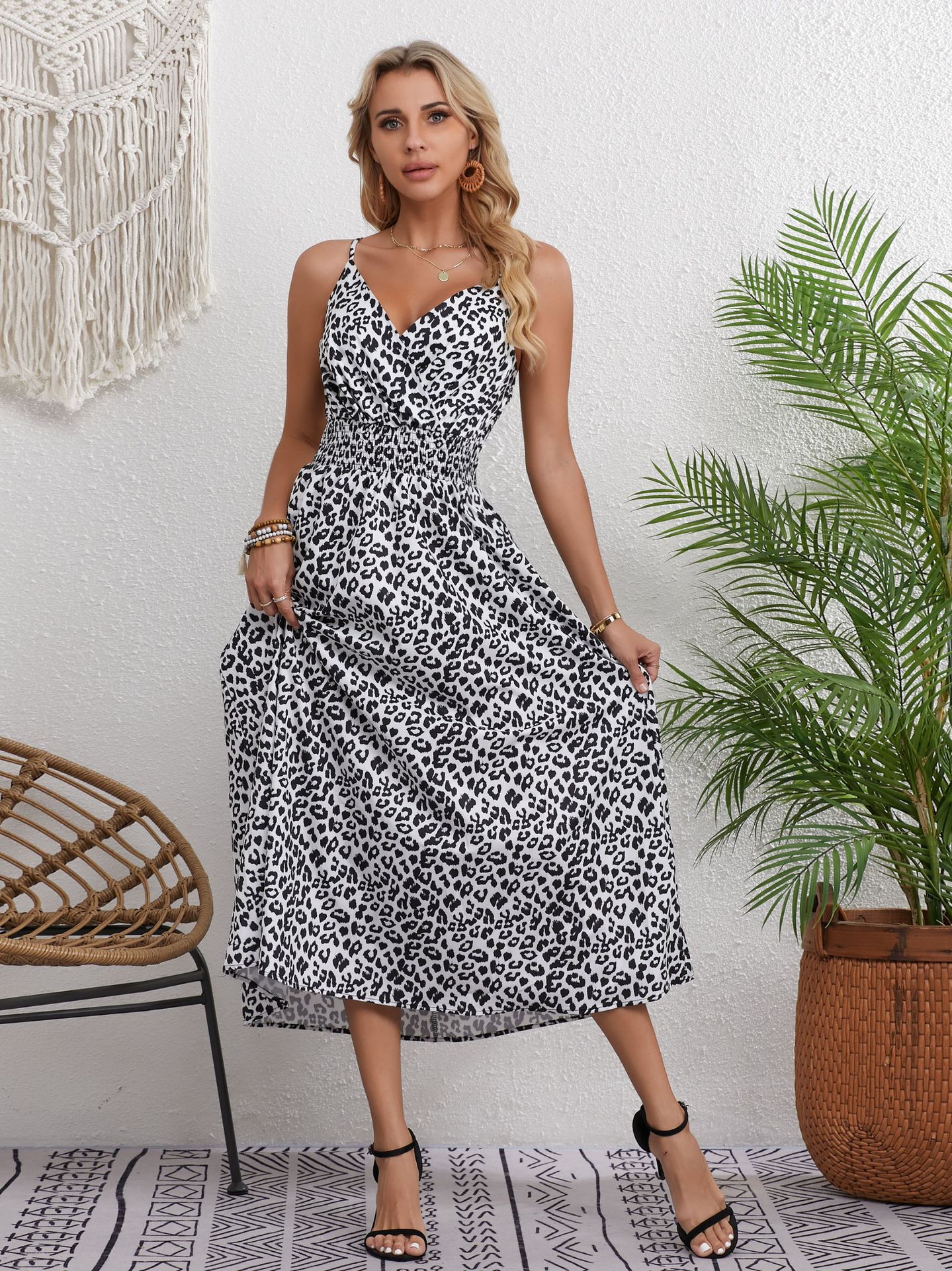 Vestito lungo a trapezio in stampa leopardo europea e americana, veste ampia e elegante, marca Valstrend.