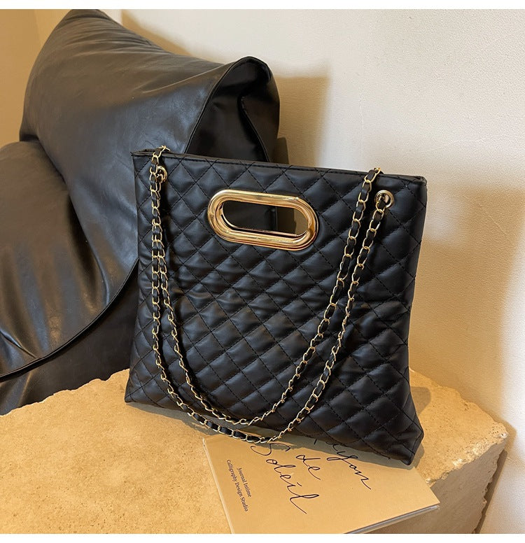 Grande borsa tote Valstrend con spalliera capiente, design spazioso e versatile per il trasporto quotidiano.