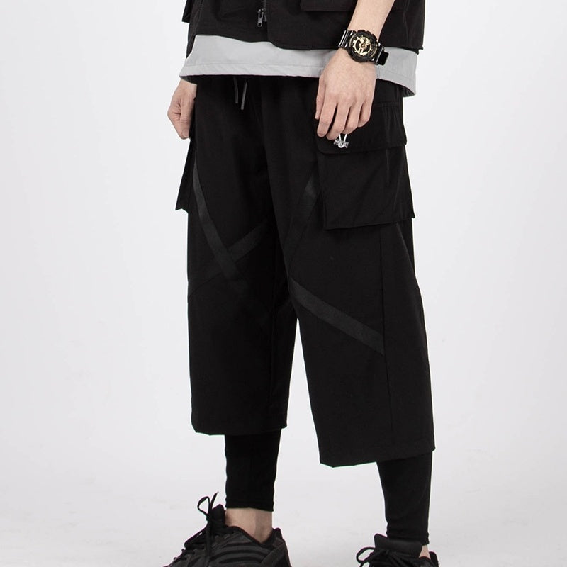 Pantaloni larghi a gamba dritta e a sigaretta Valstrend, pantaloni cropped con vestibilità comoda e stile casual.