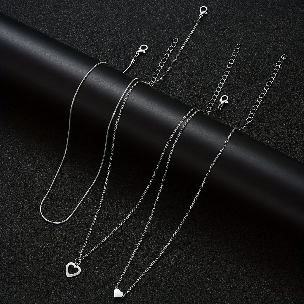 Collana con ciondoli a cuore a strati per donna, set di 3, argento zincato, stile semplice e vacanza, accessorio quotidiano e holiday