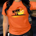 T-shirt casual a maniche corte con stampa di tramonto sulla spiaggia, modello donna, marchio Valstrend shop.