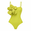 Costume da bagno intero Valstrend con top a fascia tinta unita, dettagli a fiori tridimensionali e design slip-on.