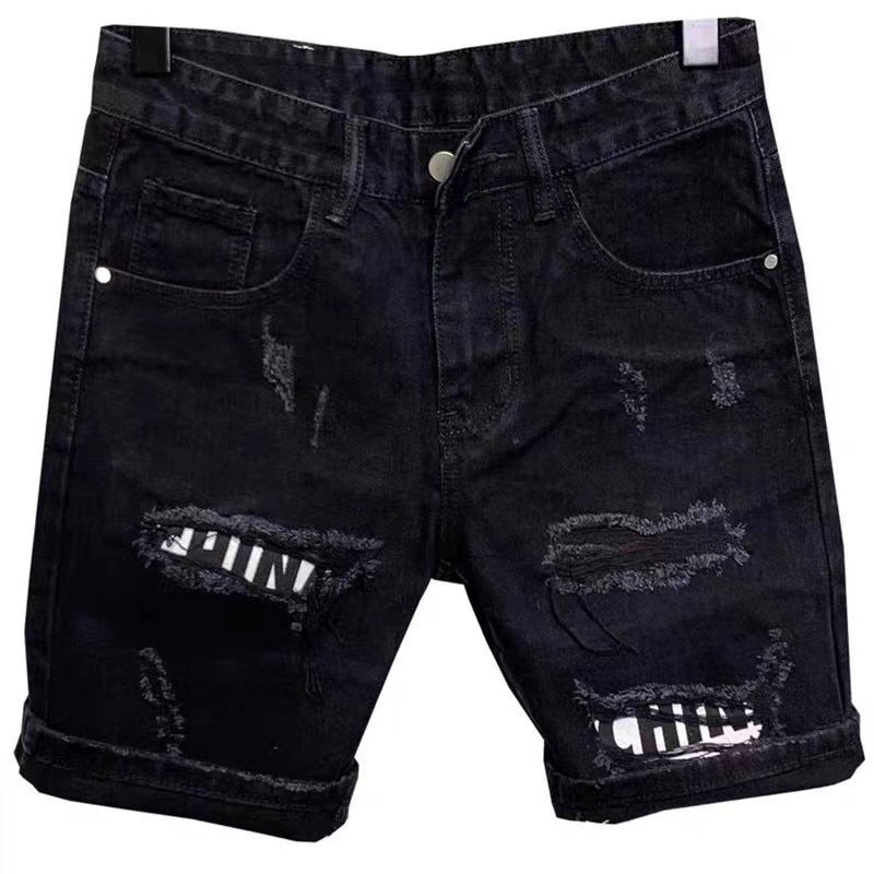 Pantaloni corti skinny in denim estivo Valstrend, modello cropped, con toppe eleganti e vestibilità slim fit.