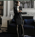 Completo elegante da donna Valstrend Socialite Suit a righe, giacca e pantaloni coordinati in stile fashion sociale.