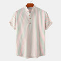 Camicia da uomo Valstrend con colletto stand-up, a righe stampate e maniche corte, stile moda commerciale internazionale.