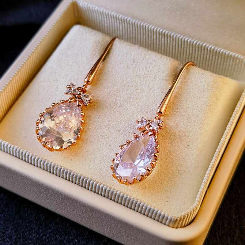 Orecchini a perno retrò in cristallo Valstrend, design speciale per donna, eleganti e scintillanti.