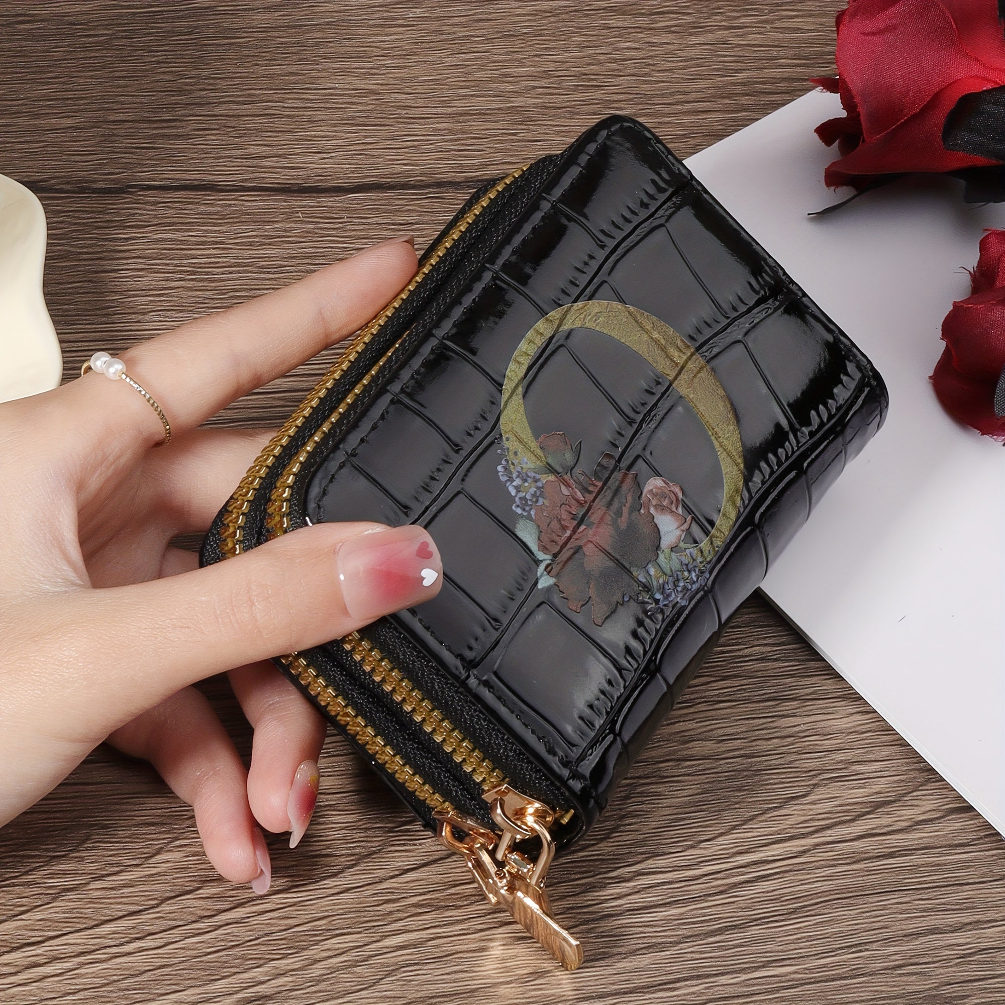 Portafoglio portacarte Valstrend con motivo floreale, compatto e con zip, ideale per donne e uomini, porta carte di credito e denaro.