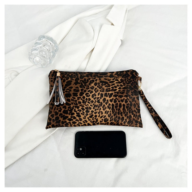 Women'S Vintage Leopard Print Top-Handle Clutch Bag, Large Capacity Evening Lipstick Wallet, Faux Leather Phone Purse with Polyester Lining and Zipper Closure, Tassel Wristlet Accessory - Do Not Wash